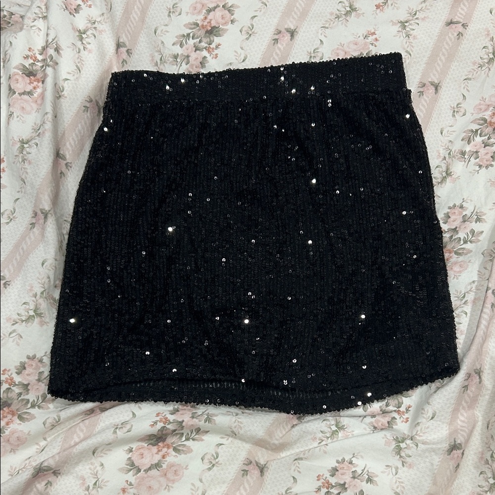 Love on a Hanger Black Mini Skirt - Picture 2 of 4